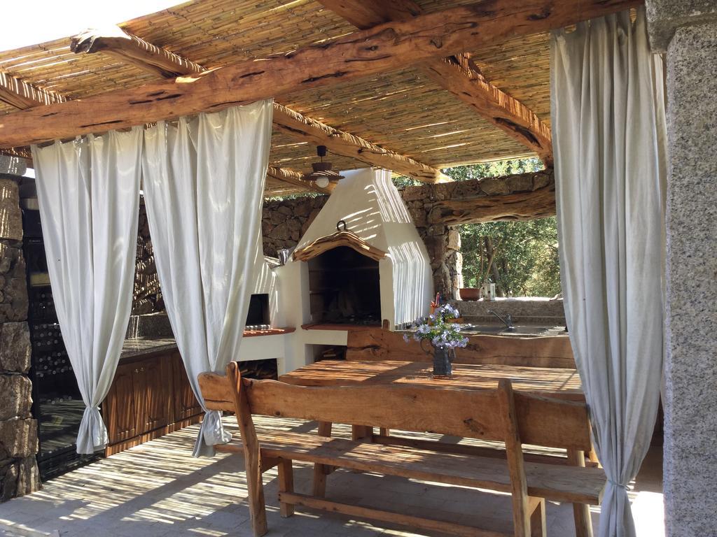 Il Giardino Di Daniela Bed & Breakfast ซาน เตโอโดโร ภายนอก รูปภาพ